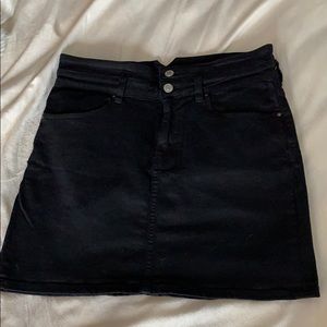 NWOT never worn black jean skirt